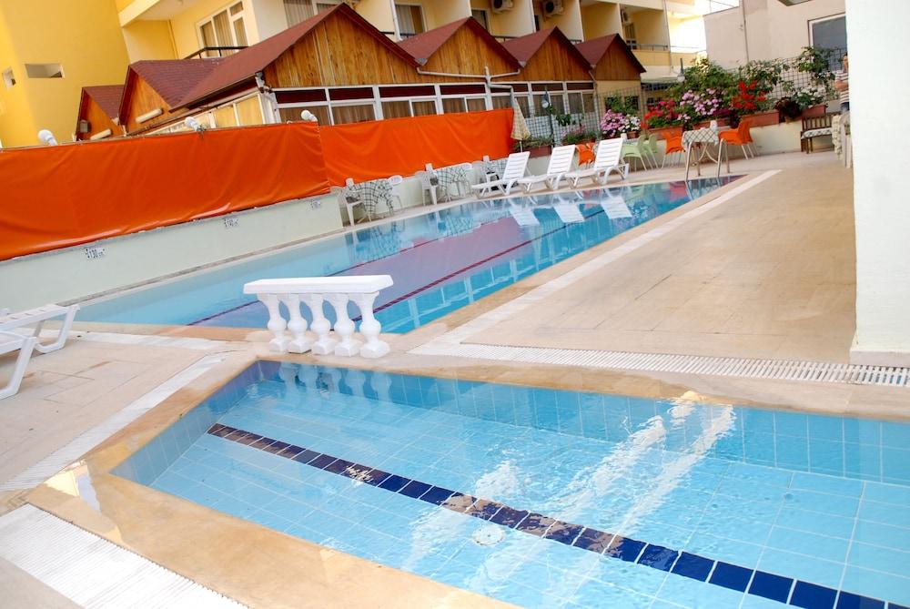 Kleopatra Hermes Hotel Алания Экстерьер фото